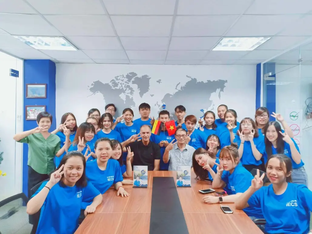 Vuatiengduc Lớp học vui vẻ