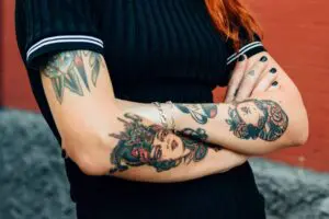 XĂM HÌNH CÓ ĐƯỢC ĐỊNH CƯ NƯỚC NGOÀI KHÔNG