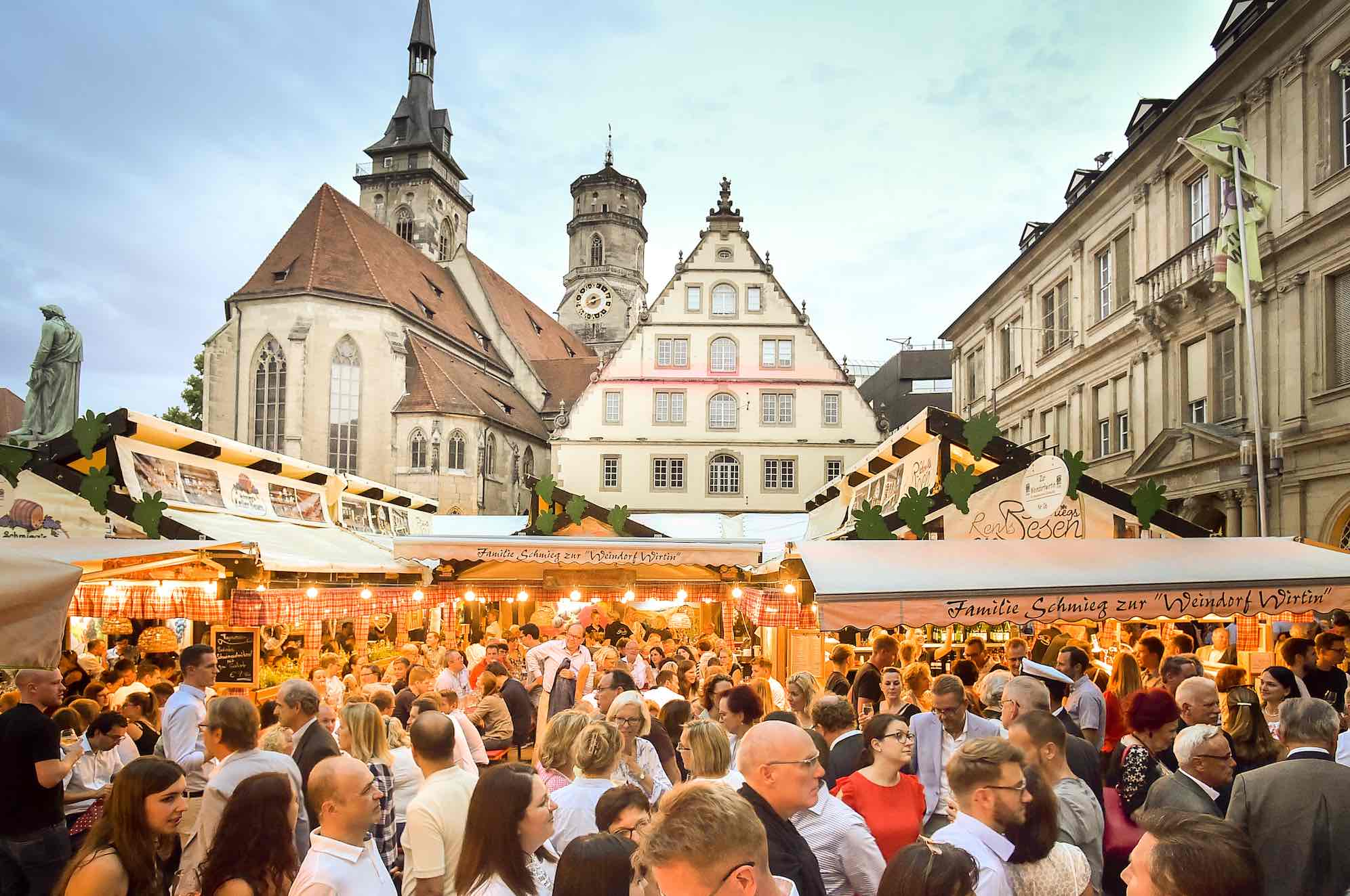 Stuttgarter Wine Festival - Stuttgarter Weindorf | KIRAMIGA ...